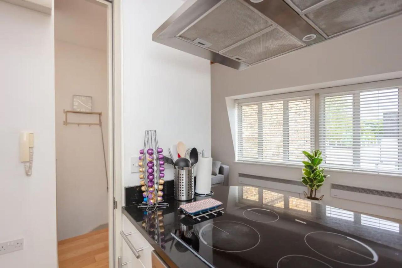 Stylish 1 Bedroom Apartment Near Northcote Road ลอนดอน ภายนอก รูปภาพ